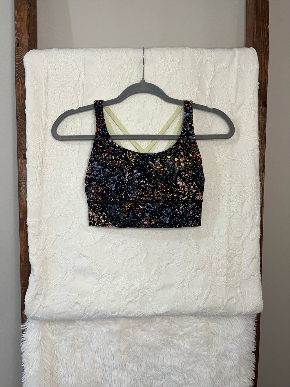 Lululemon Free To Be Bra High Neck – Flowerescent Multi – Size 4